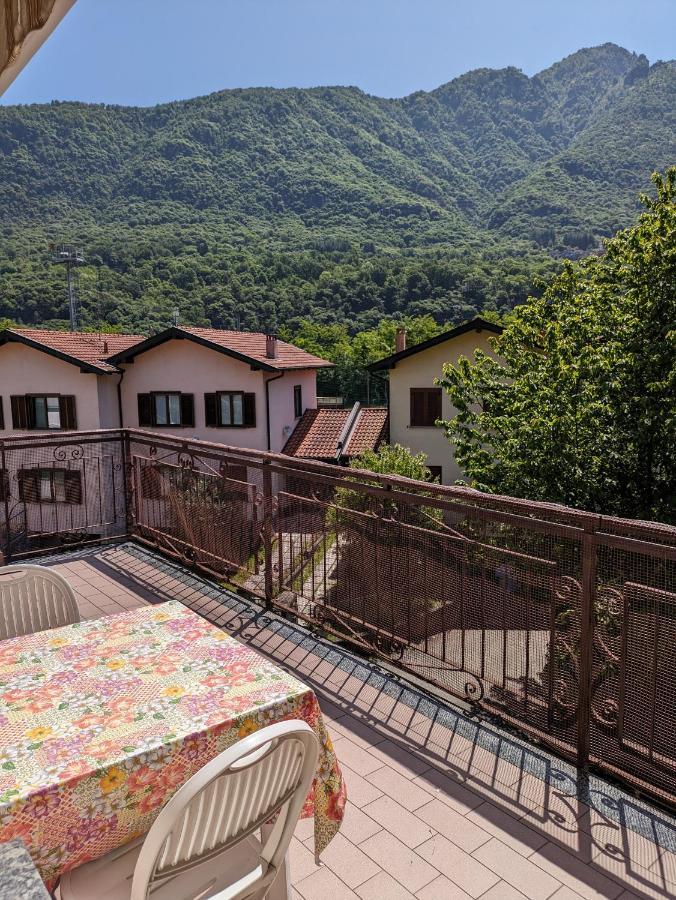 Relax E Passeggiate Tra Laghi E Monti Apartamento Casale Corte Cerro Exterior foto